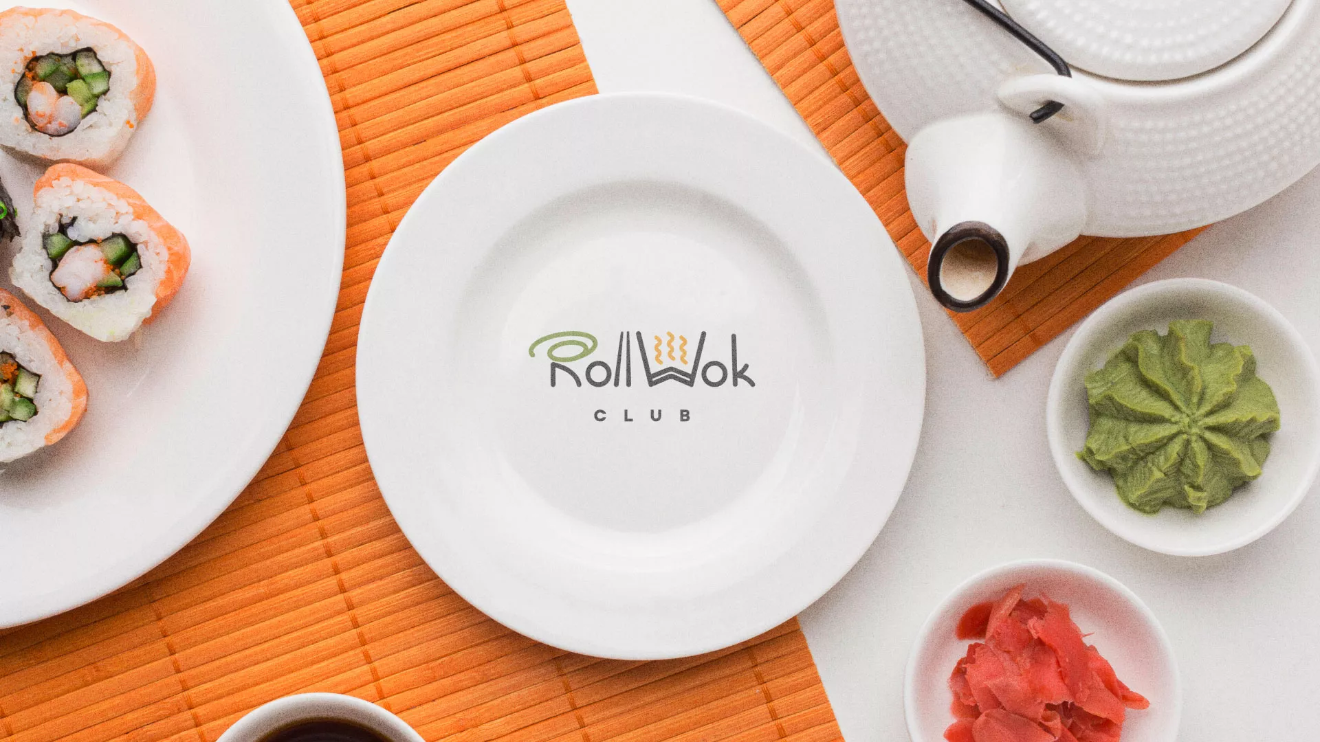 Разработка логотипа и фирменного стиля в Вышнем Волочке для суши-бара «Roll Wok Club» Разработка логотипа и фирменного стиля в Вышнем Волочке для суши-бара «Roll Wok Club»